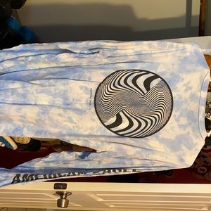 Never worn - doesn’t fit